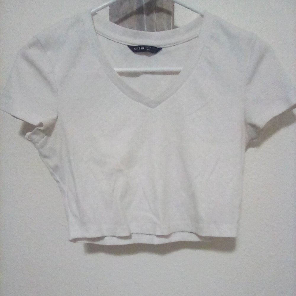 White crop top